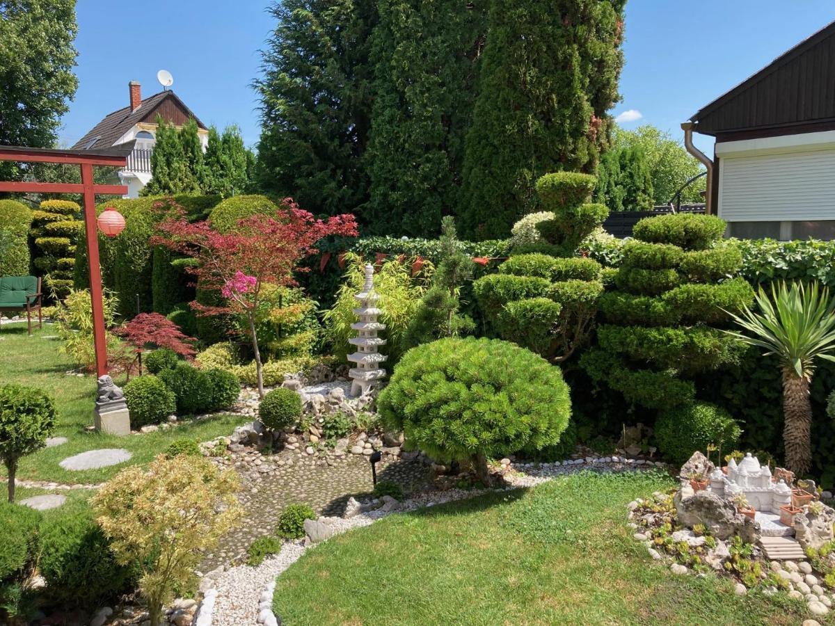 Nyaralo Japankerttel - Apartment With Japanese Garden Balatonmáriafürdő Exterior foto